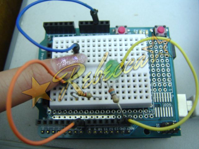 Arduino 按下 開關(guān) 按鍵時(shí)